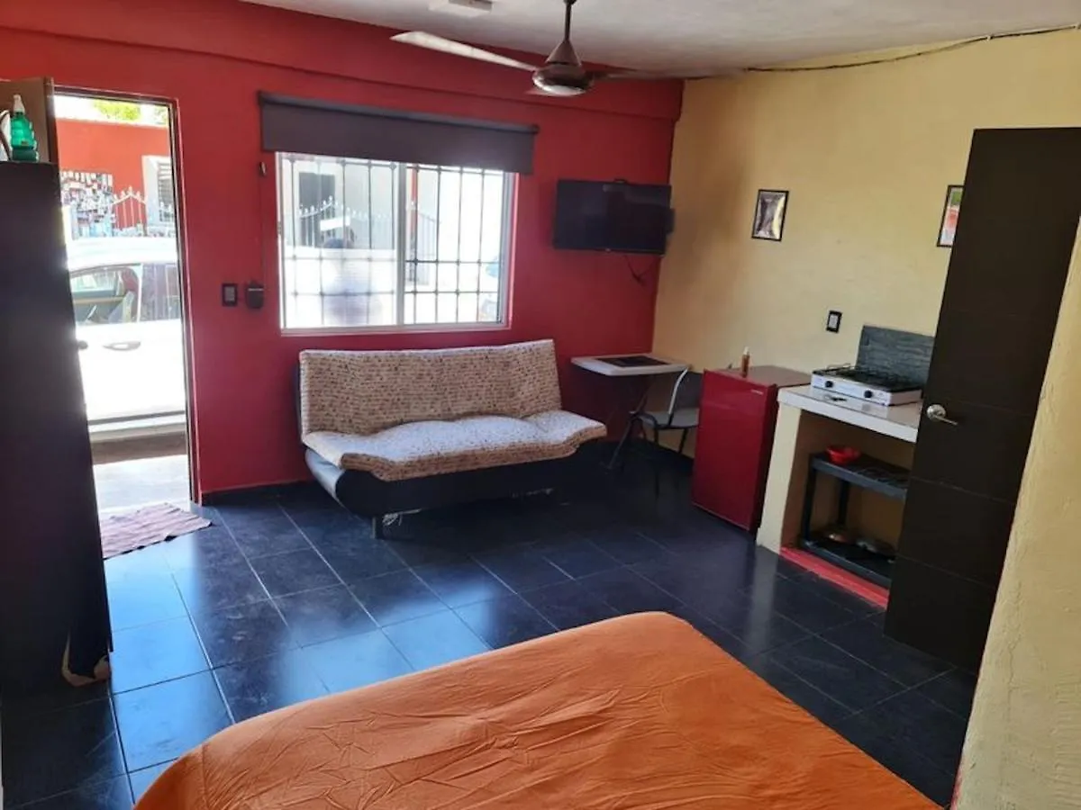 Independent Apartment Wifi A C, Stove, Refrigerator, Tv Merida Mexico