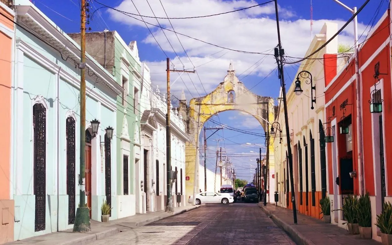 Independent Apartment Wifi A C, Stove, Refrigerator, Tv Merida